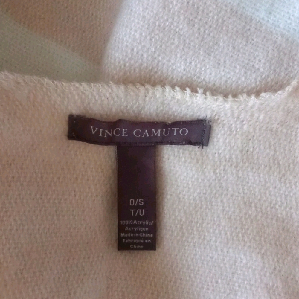 Vince Camuto Wrap - Picture 2 of 7